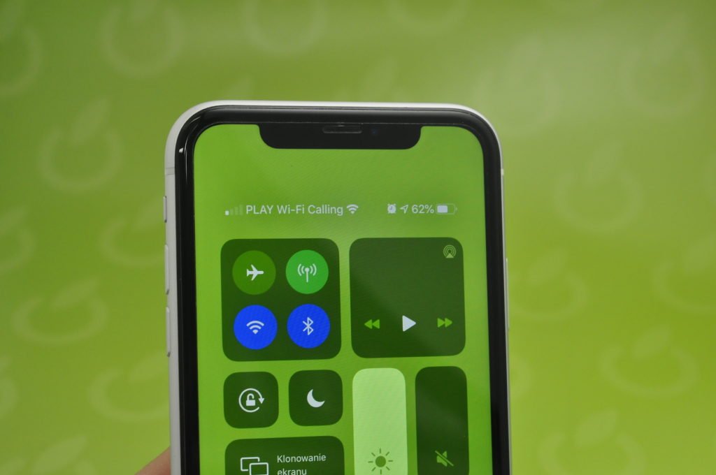 macforce iphone antena 9 1024x680 1 Pięć sytuacji, w których warto oddać iPhone'a do naprawy