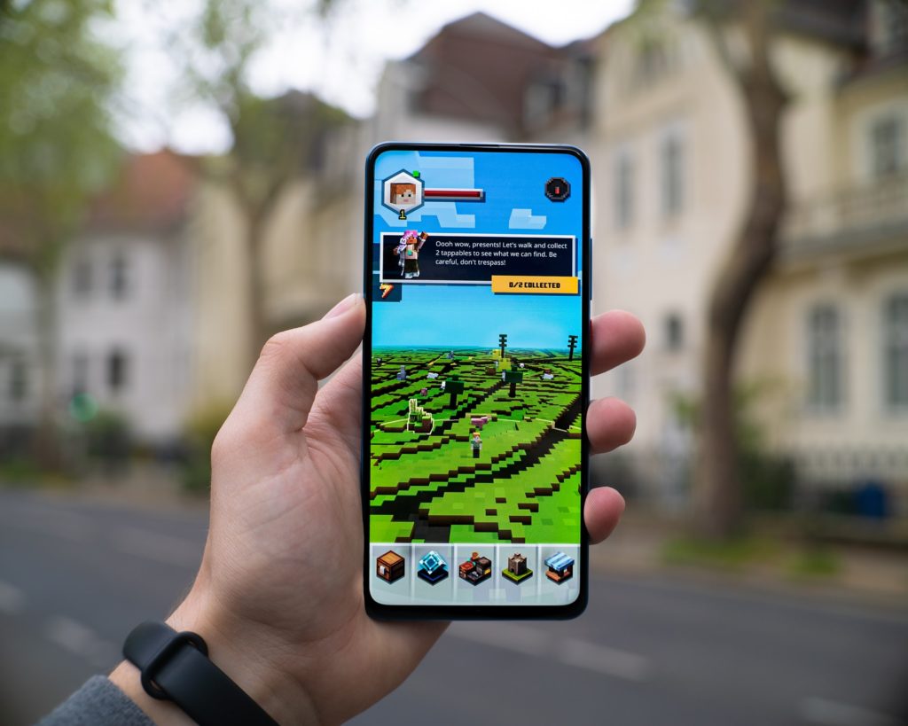 mika baumeister sWVAxoLmIzY unsplash 1 1024x819 1 Wkrótce premiery gier na iOS