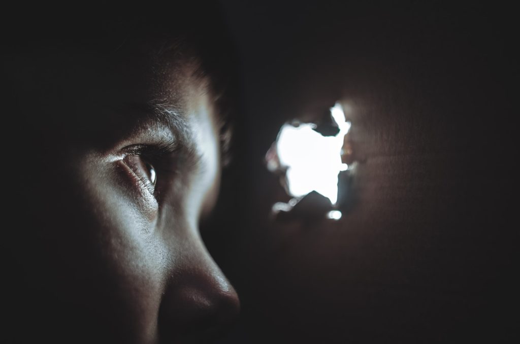 dmitry ratushny xsGApcVbojU unsplash 1024x678 1 Technologia a inwigilacja. To dotyczy też ciebie!