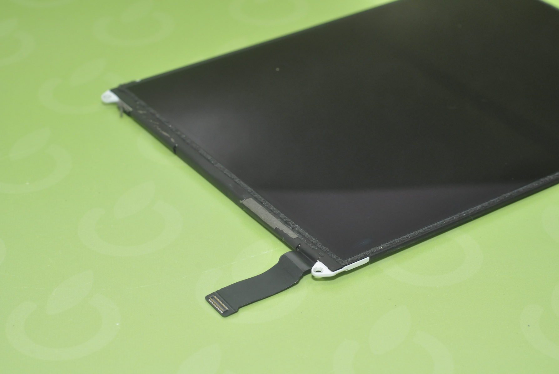 cropped macforce ipad lcd 3 Wymiana lub naprawa ekranu