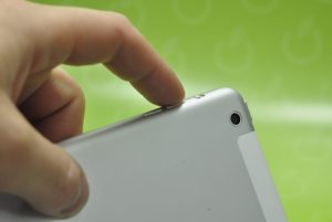 cropped-macforce_ipad_volume_1 cropped macforce ipad volume 1 Wymiana przycisków w iPad