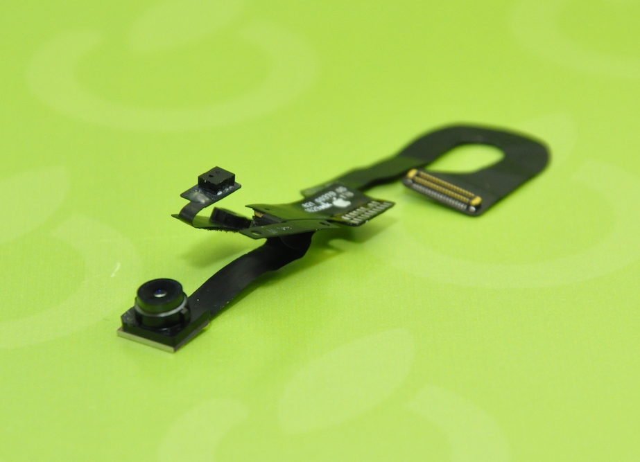 cropped-macforce_iphone_aparat_przód_2