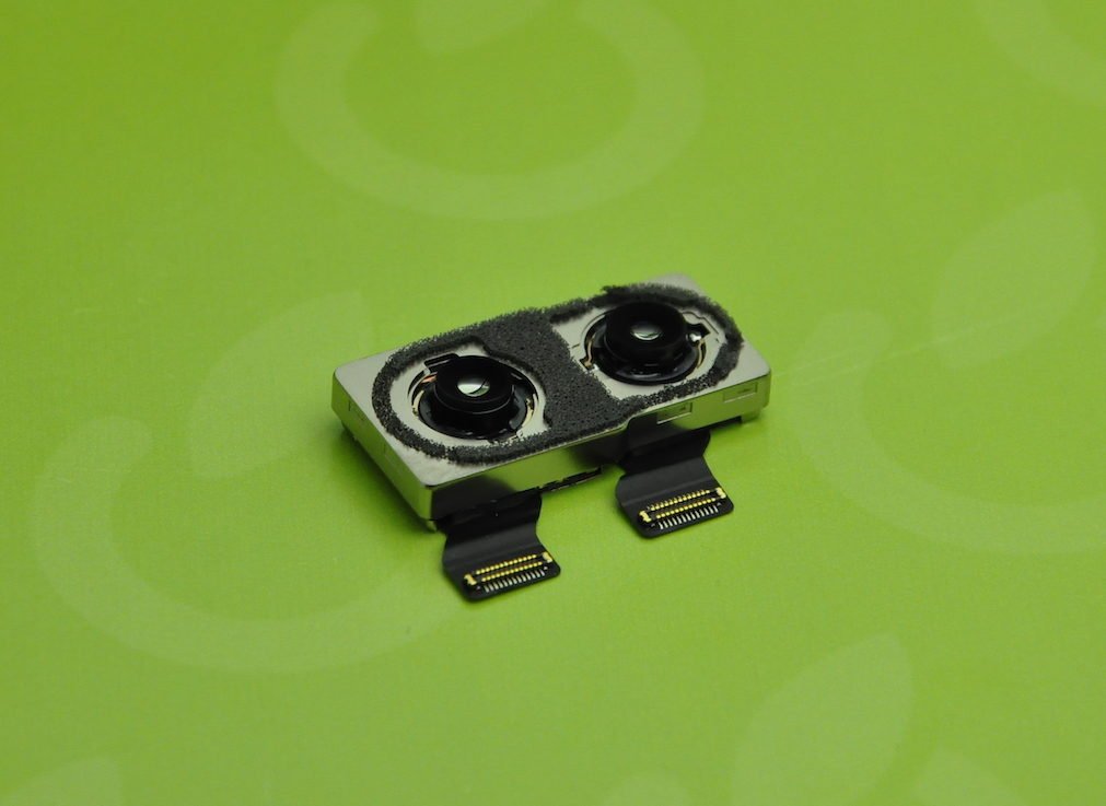 cropped-macforce_iphone_aparat_tyl_1